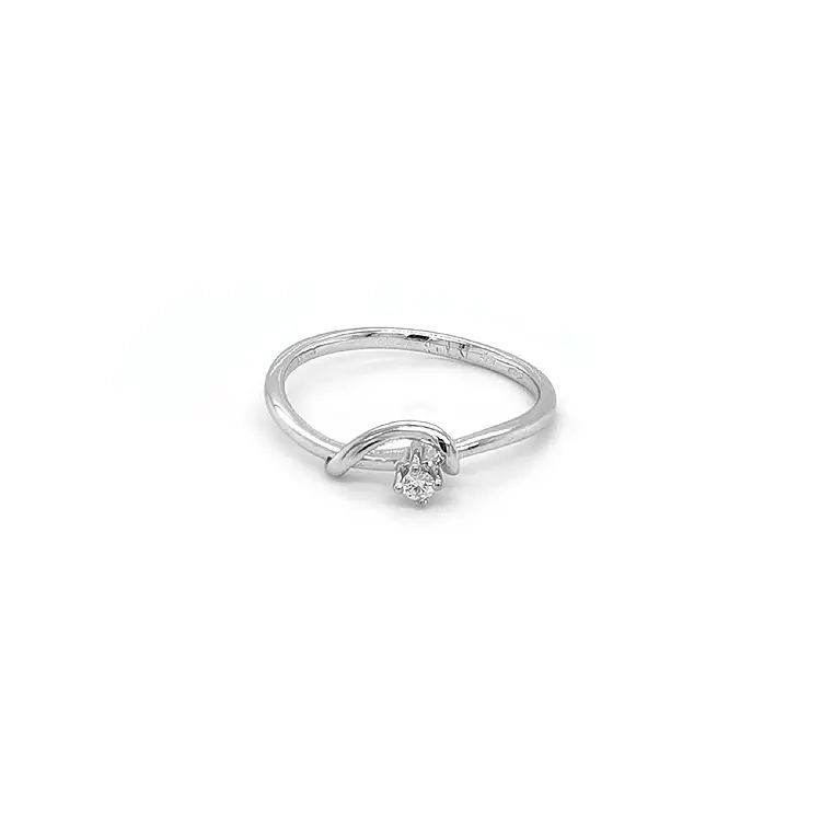 Goldring mit Diamant