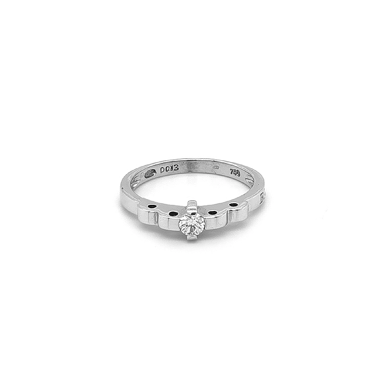 Gold Verlobungsring mit Diamant