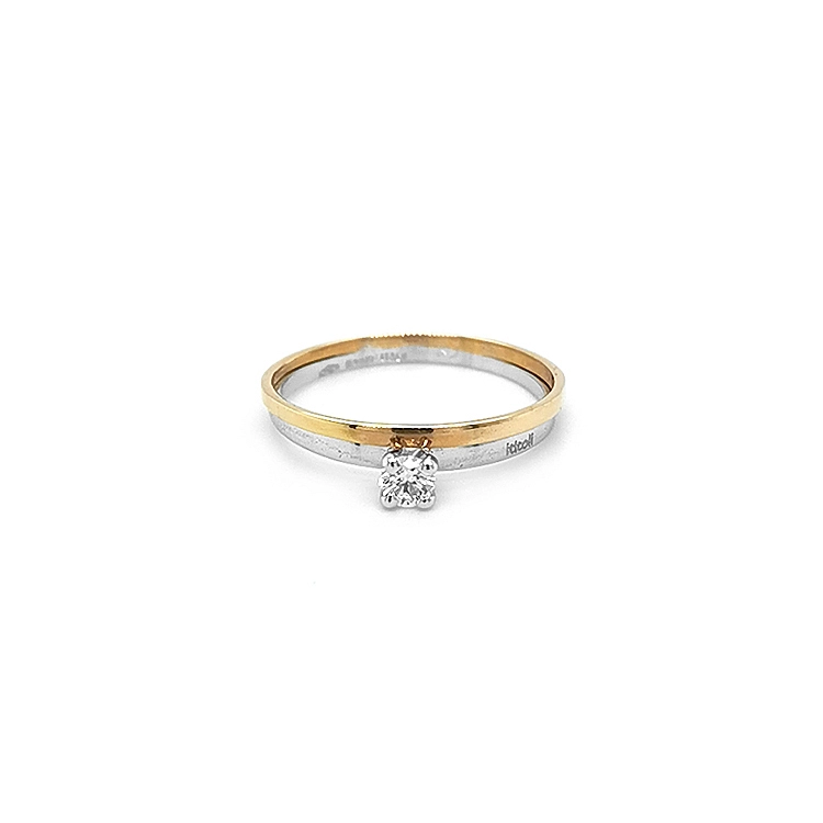 Goldring mit Diamant