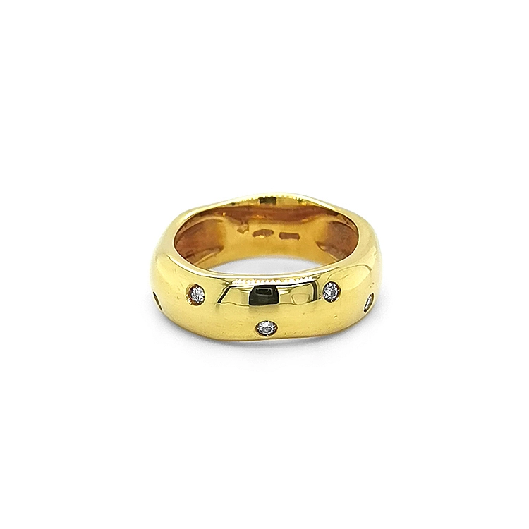 Goldring mit Diamatny