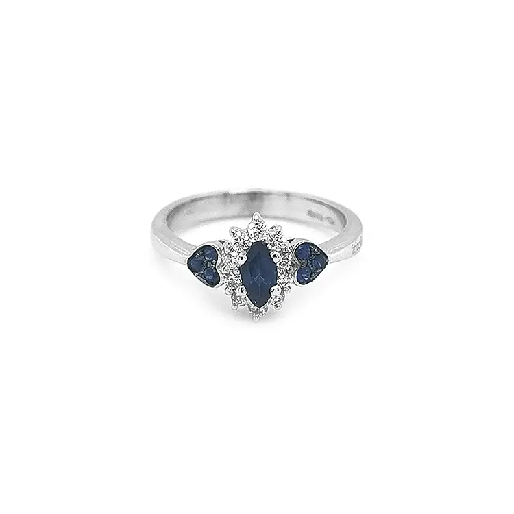 Goldring mit Saphiren und Diamanten