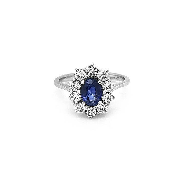 Goldring mit Saphir und Diamanten