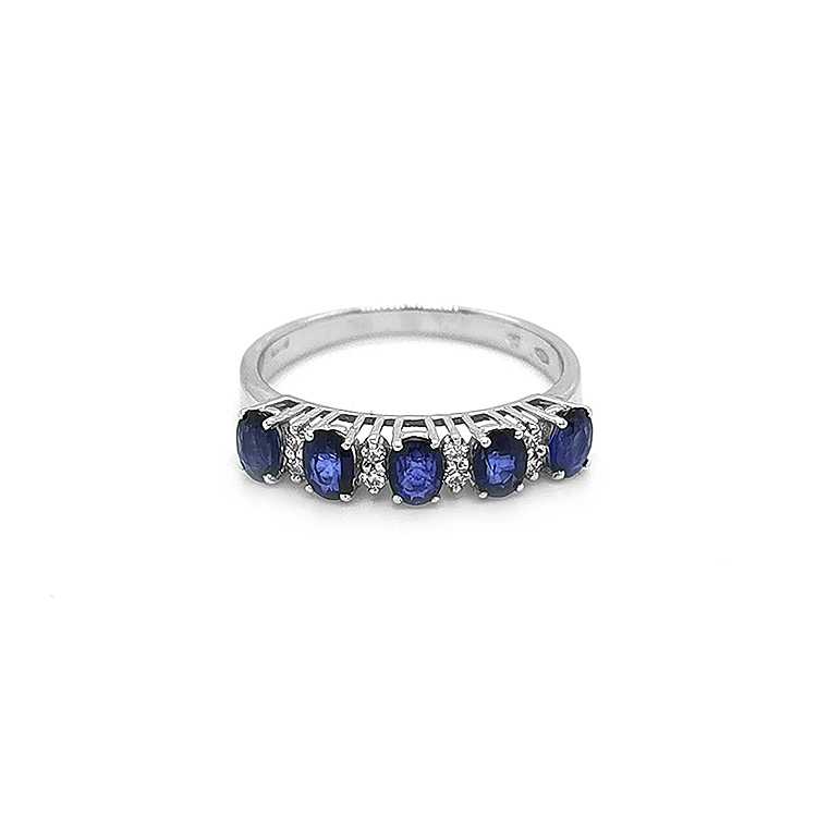 Goldring mit Saphiren und Diamanten
