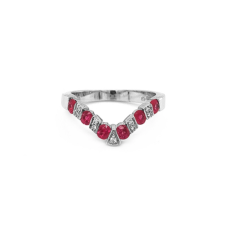 Goldring mit Rubinen und Diamanten