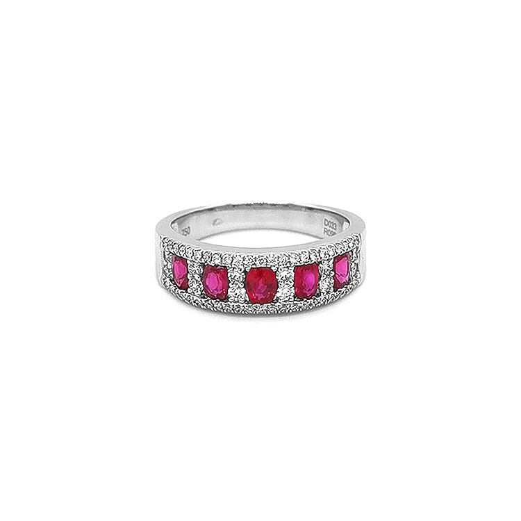 Goldring mit Rubinen und Diamanten