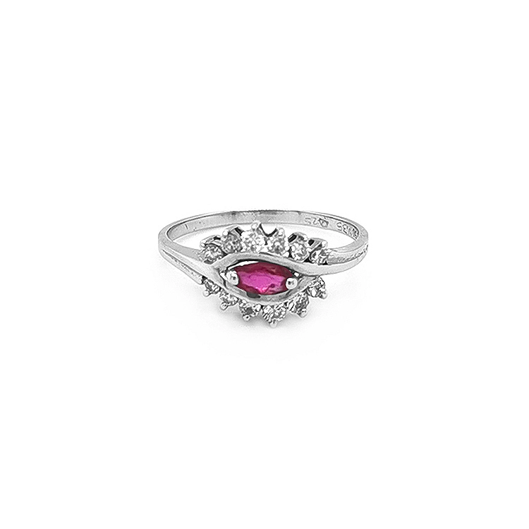 Goldring mit Rubin und Diamanten