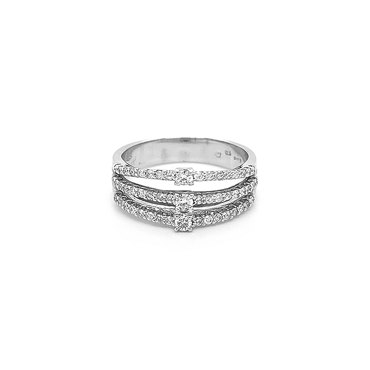 Goldring mit Diamanten