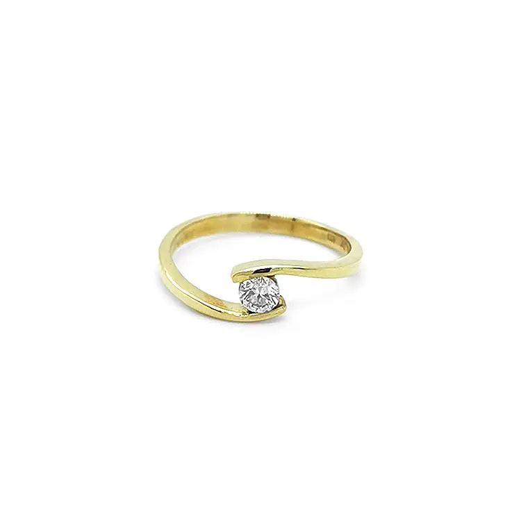 Gold Verlobungsring mit Diamant