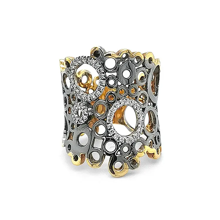 Goldring mit Diamanten