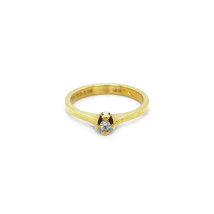 Gold Verlobungsring mit Diamant