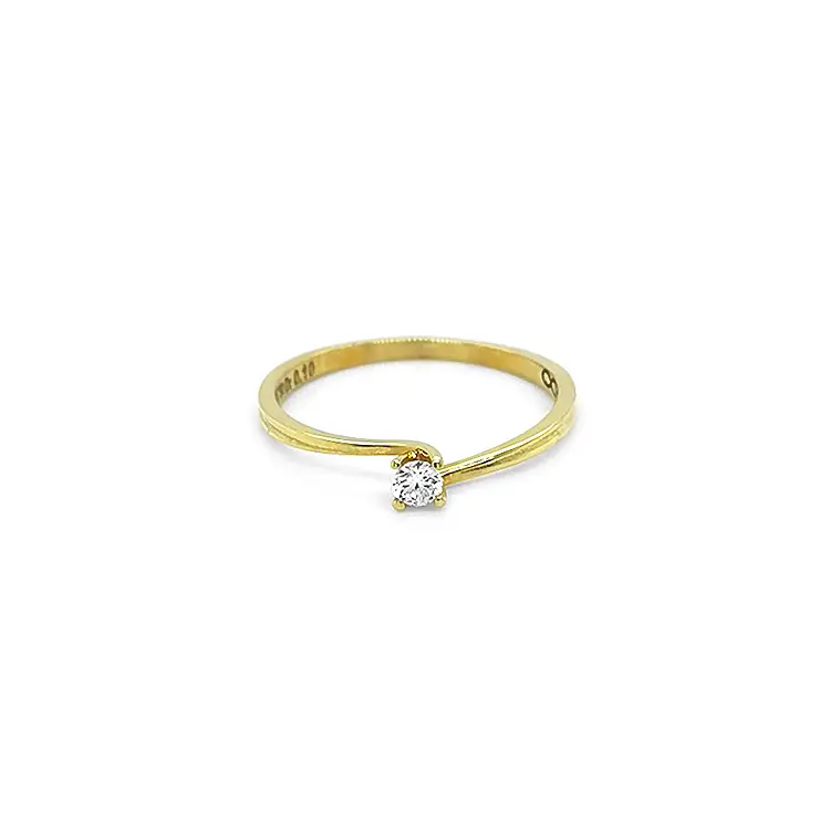 Gold Verlobungsring mit Diamant