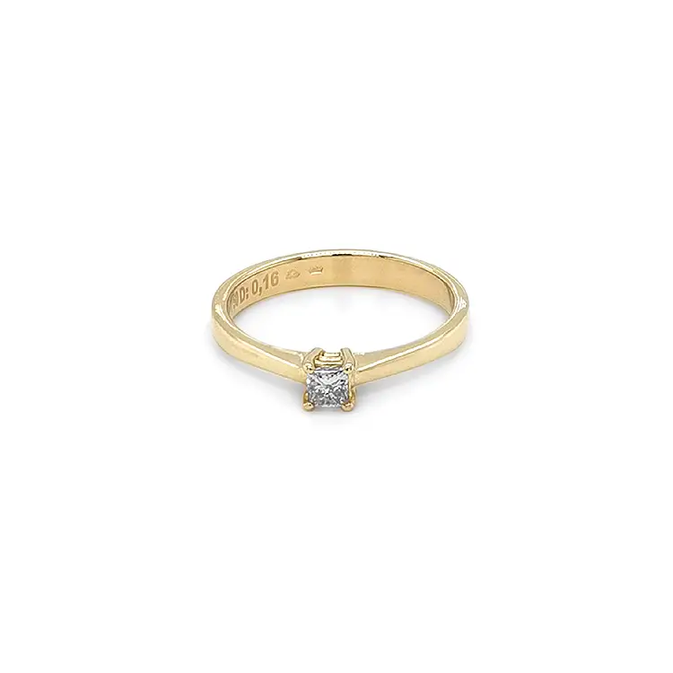 Gold Verlobungsring mit Diamant