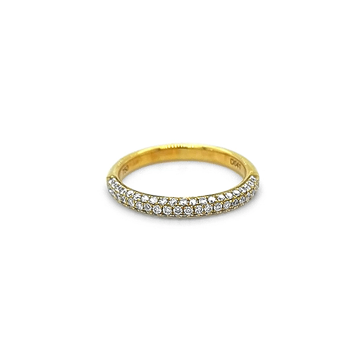 Goldring mit Diamanten