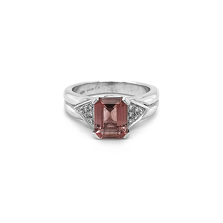 Goldring mit rosa Turmalin