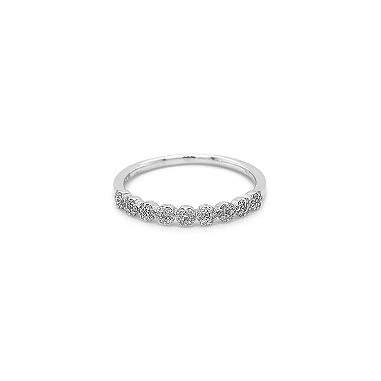 Goldring mit Diamanten