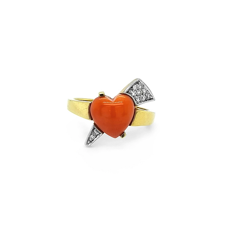 Goldring mit Koralle und Diamanten