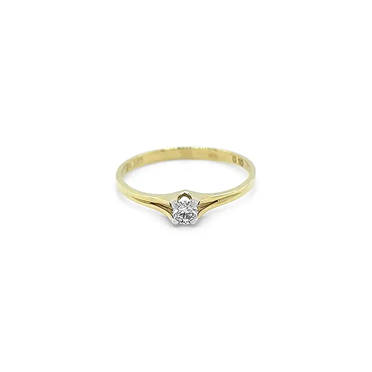 Gold Verlobungsring mit Diamant