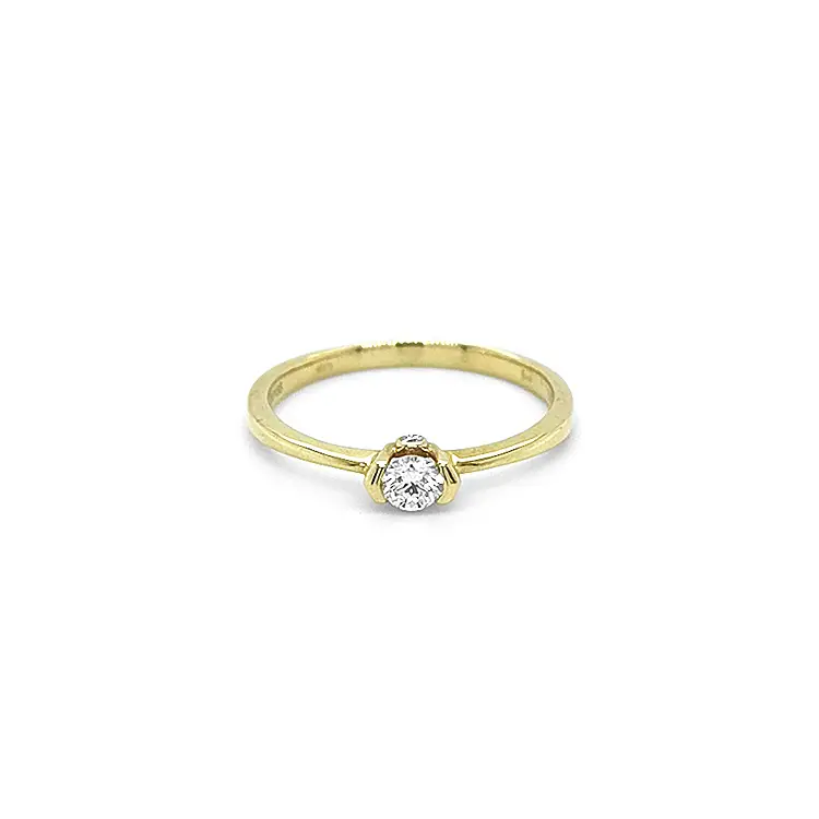 Gold Verlobungsring mit Diamant