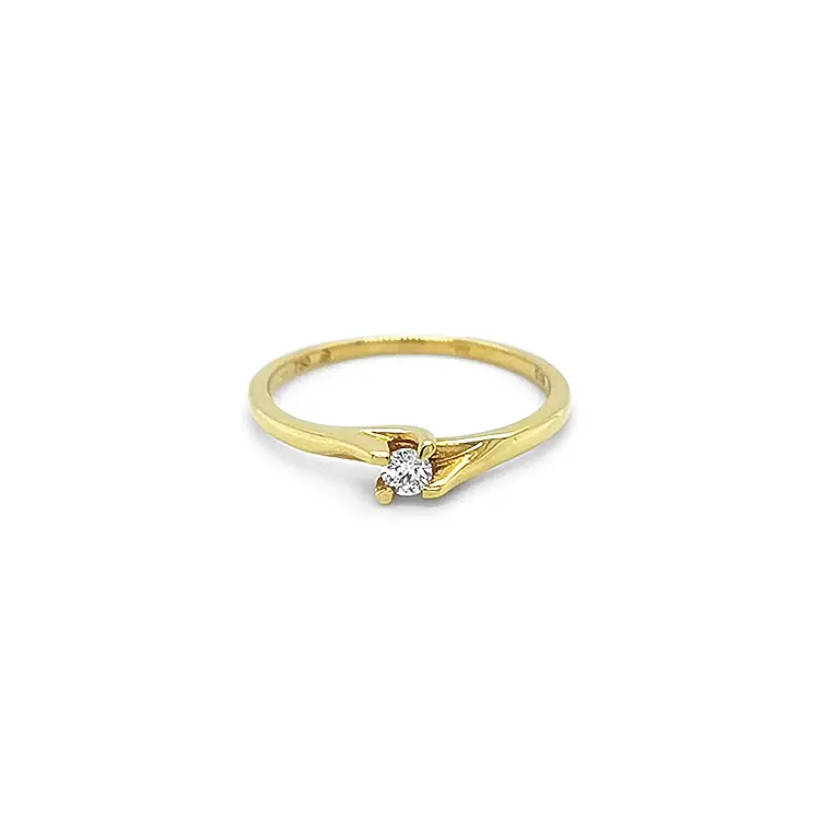 Gold Verlobungsring mit Diamant