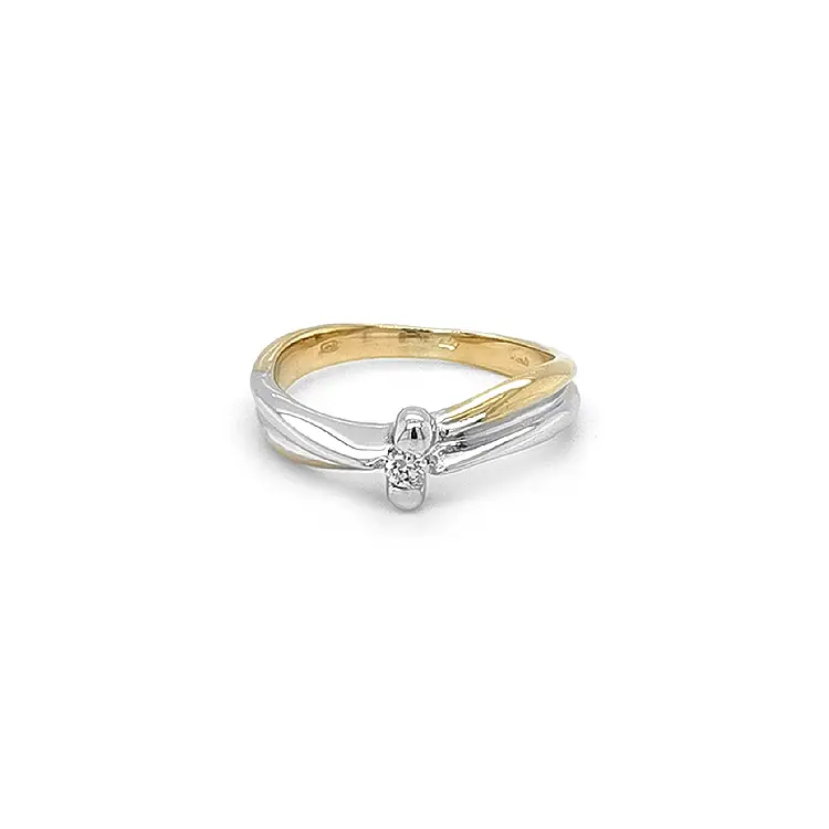 Gold Verlobungsring mit Diamant