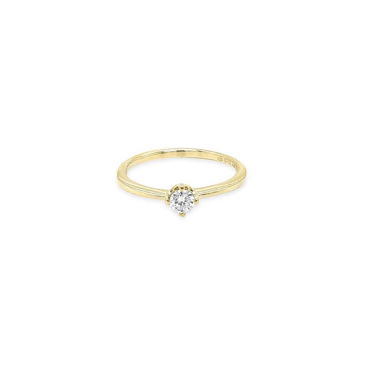 Verlobungsring aus Gold mit Diamant