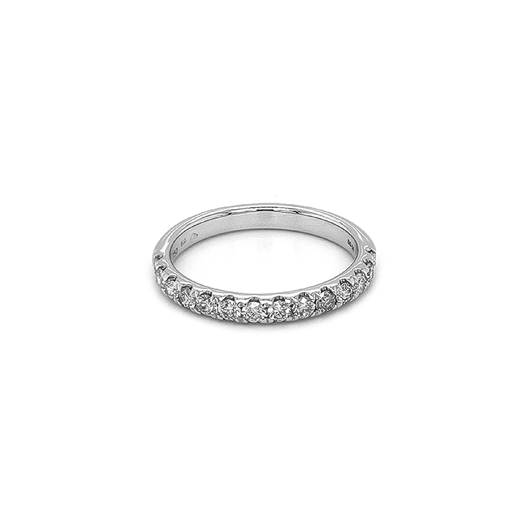 Goldring mit Diamanten