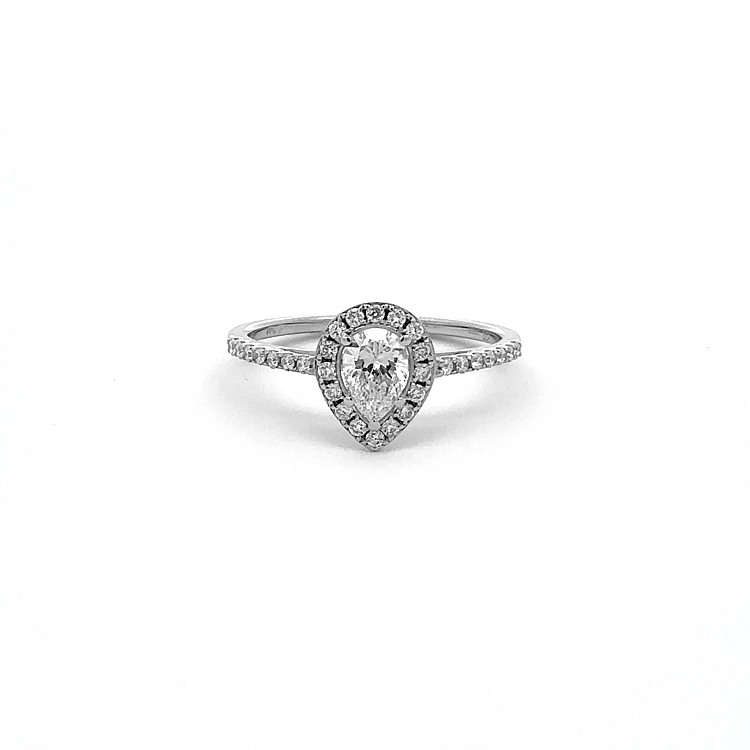 Verlobungsring aus Gold mit Diamanten