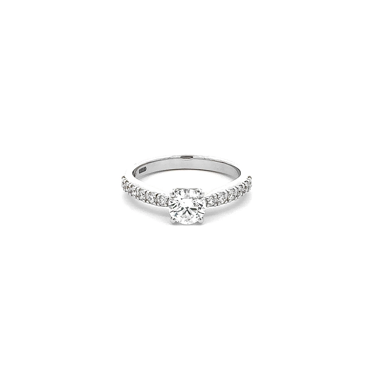 Verlobungsring aus Gold mit Diamanten