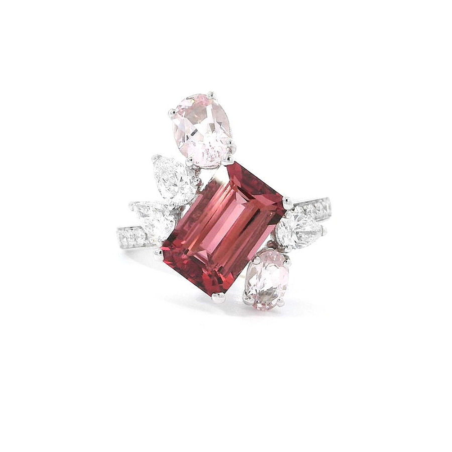 Luxuriöser Turmalinring mit Morganiten und Diamanten verziert