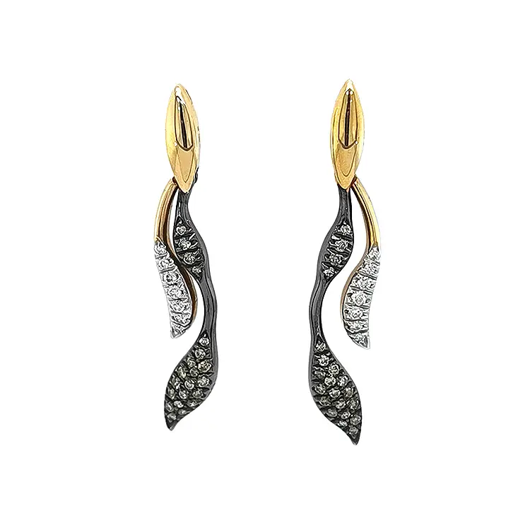 Goldohrringe mit braunen und weißen Diamanten