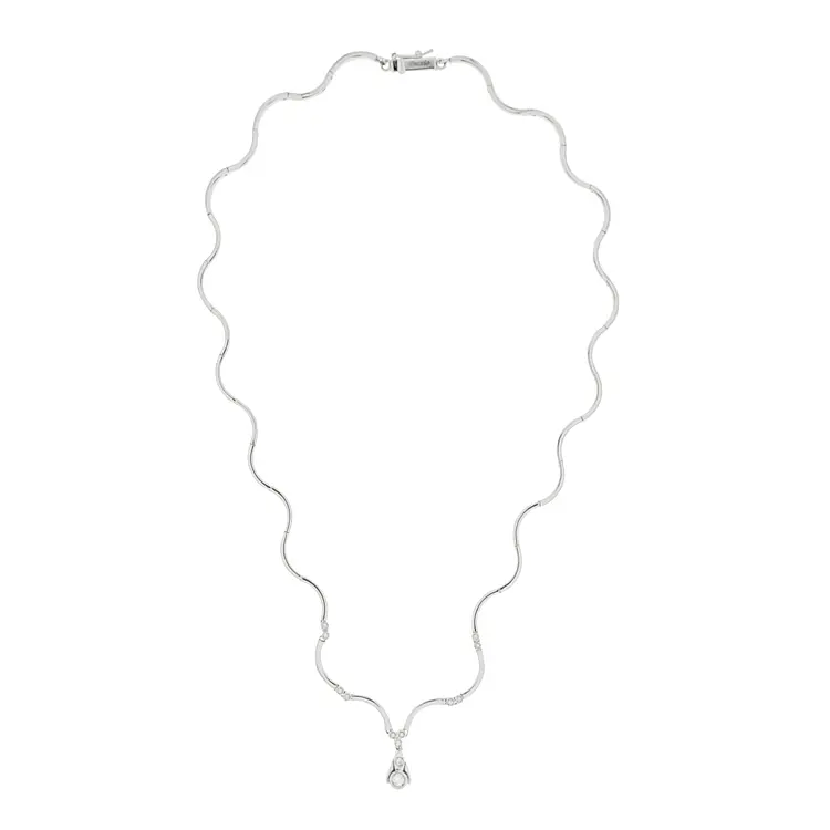 Gold-Halskette mit Diamanten