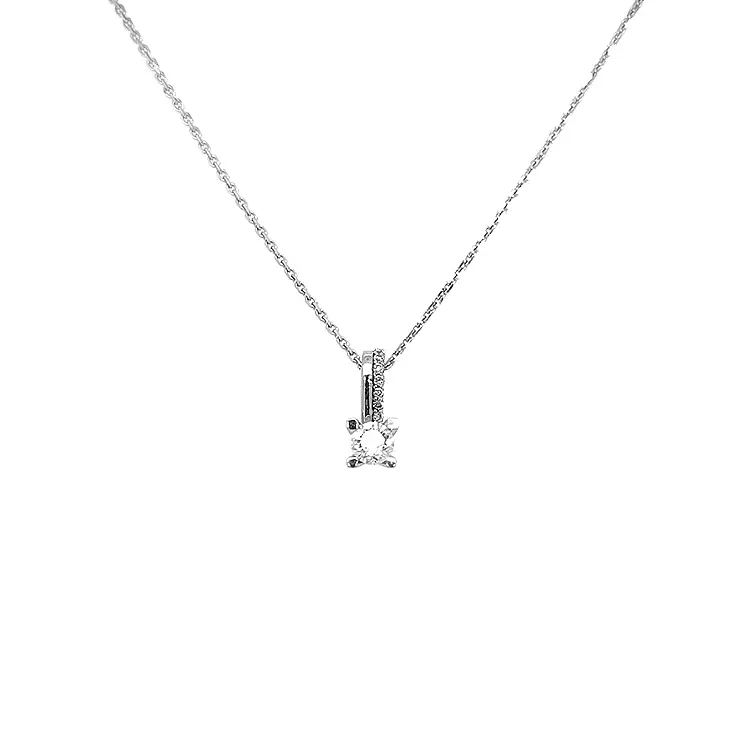 Gold-Anhänger mit Diamanten