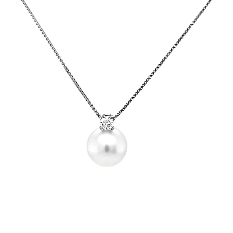 Goldanhänger mit Naturperle und Diamanten