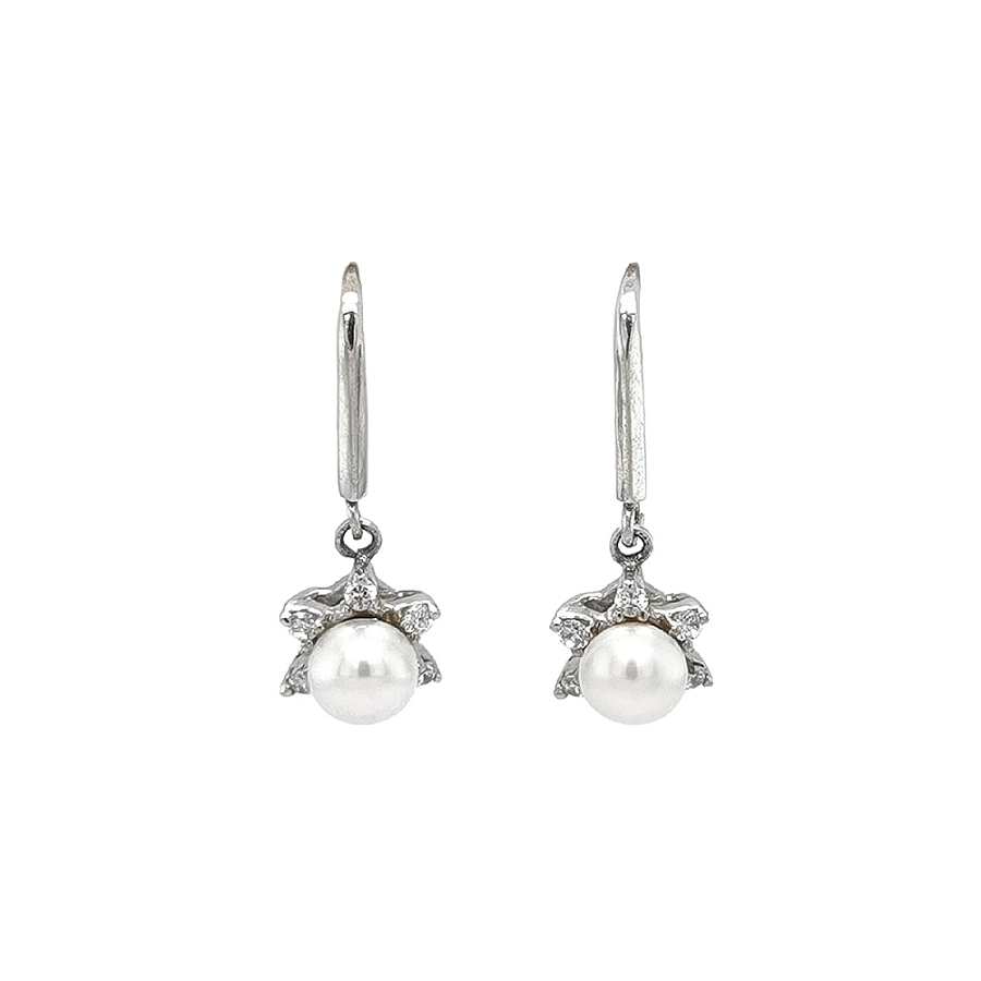 Elegante Weißgoldohrringe mit Perlen und Zirkonia