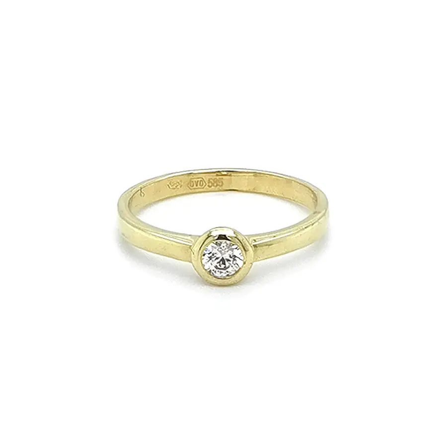 Gold Verlobungsring mit Zirkon