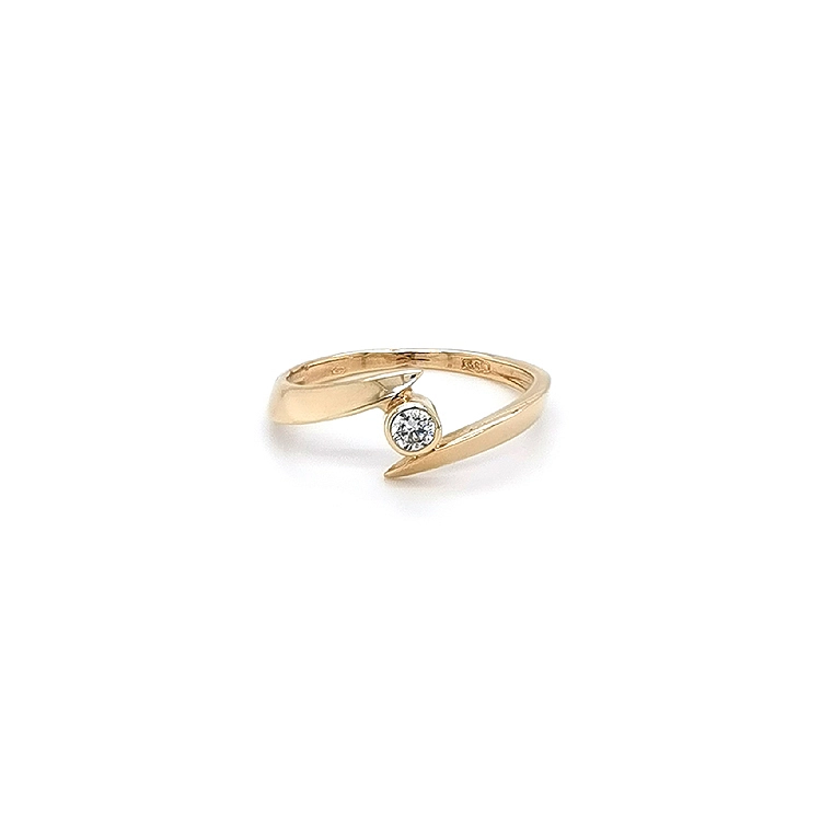Gold Verlobungsring mit Zirkon