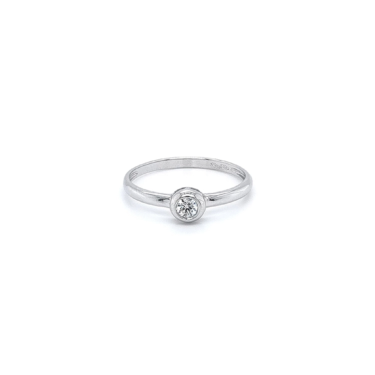 Verlobungsring mit Zirkon aus Weißgold