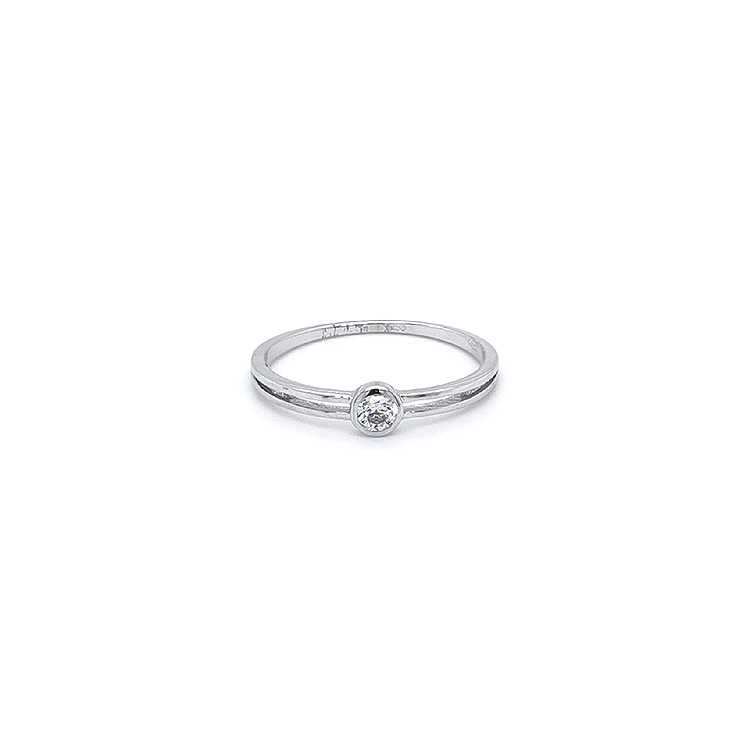 Verlobungsring mit Zirkon aus Weißgold