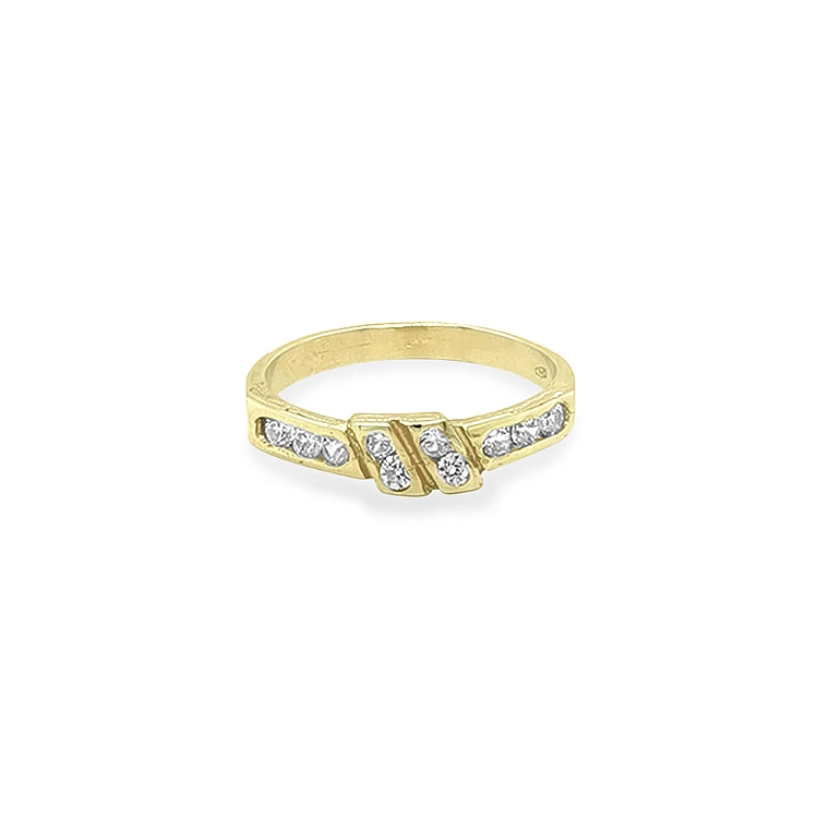 Goldring mit Zirkonen