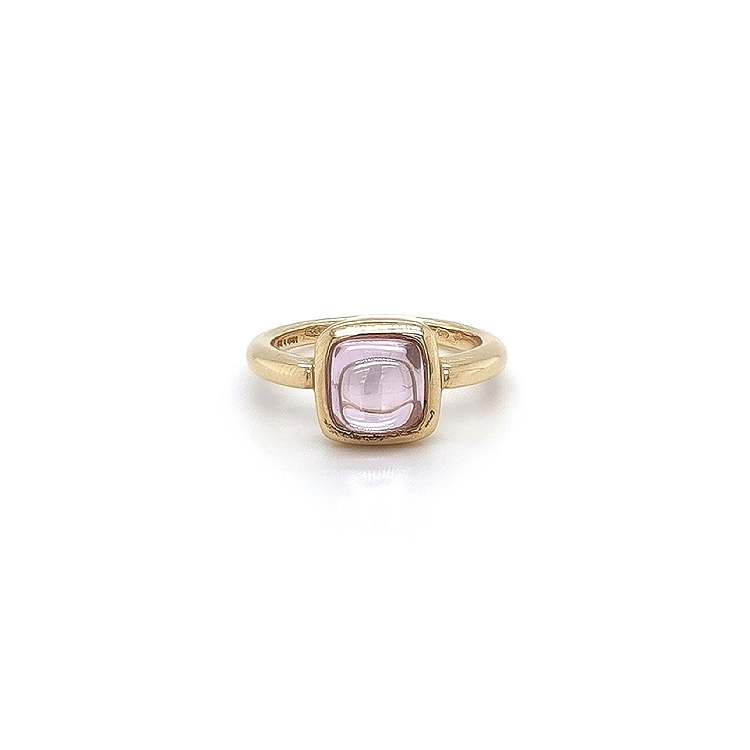 Goldring mit lila Stein