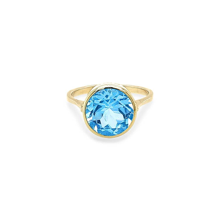 Goldring mit blauem Stein