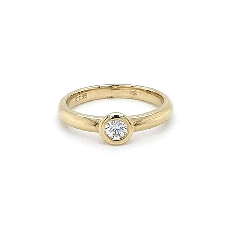 Gold Verlobungsring mit Zirkon