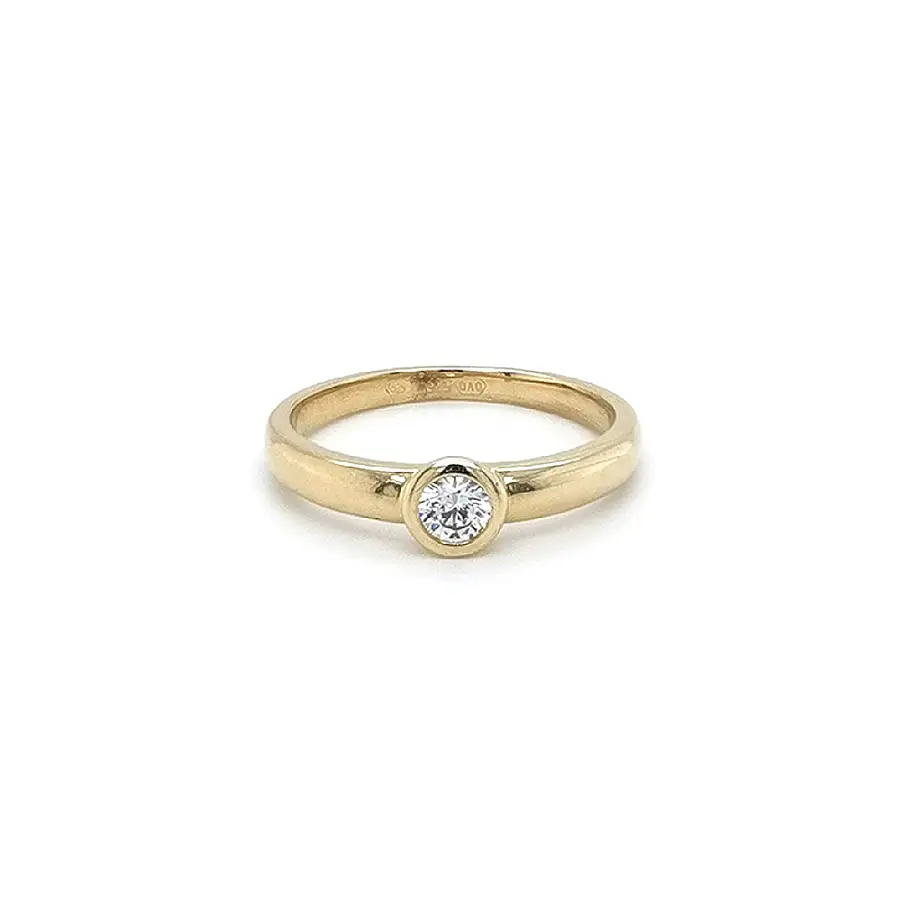 Gold Verlobungsring mit Zirkon