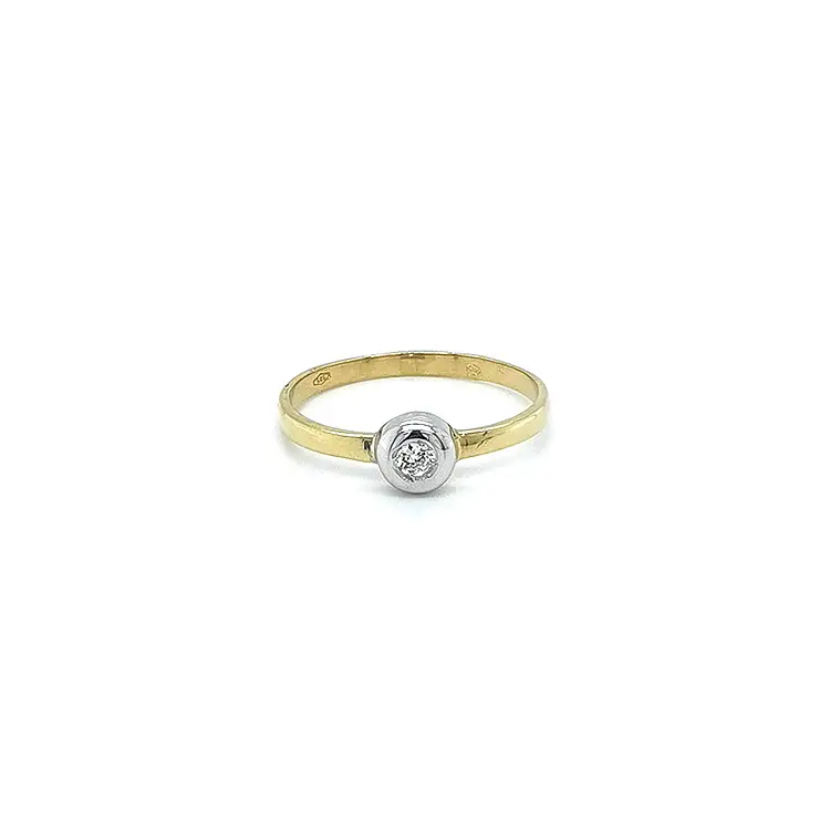 Gold Verlobungsring mit Zirkon