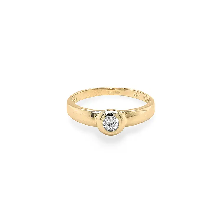 Gold Verlobungsring mit Zirkon