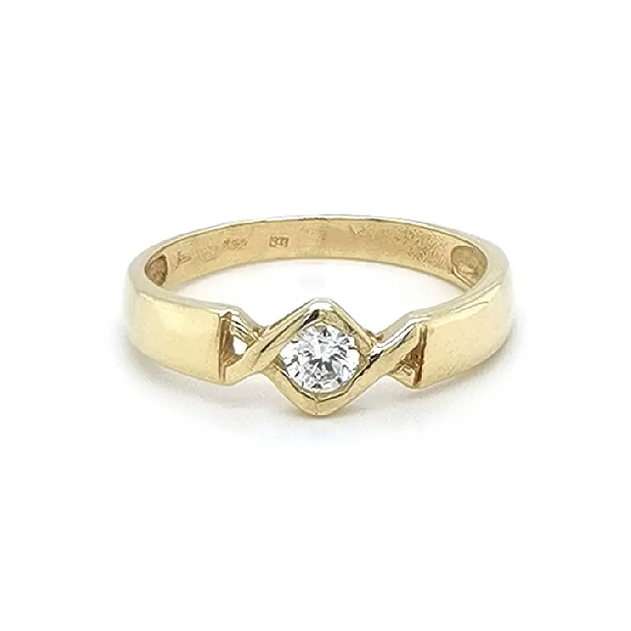 Gold Verlobungsring mit Zirkon