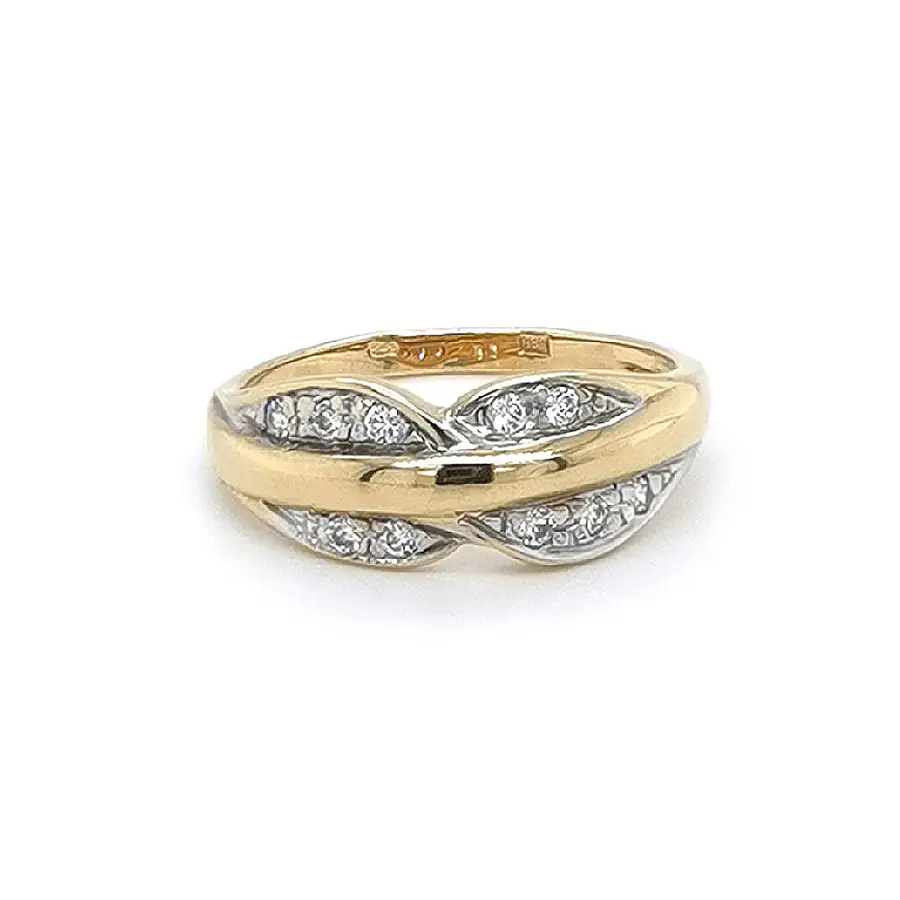 Goldring mit Zirkonen