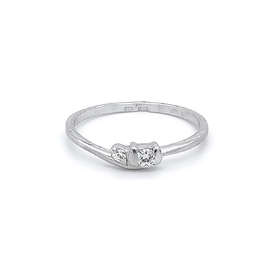 Ring mit Zirkonen aus Weißgold