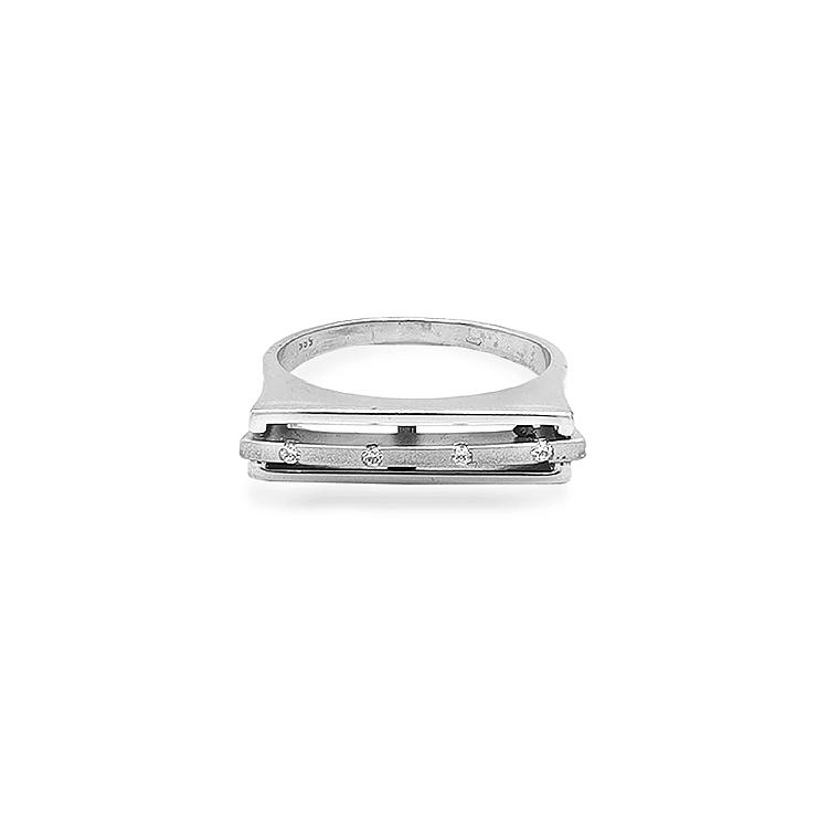 Goldring mit Zirkonen
