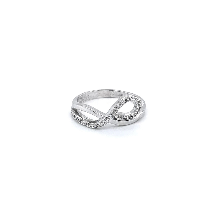 Ring mit Zirkonen aus Weißgold